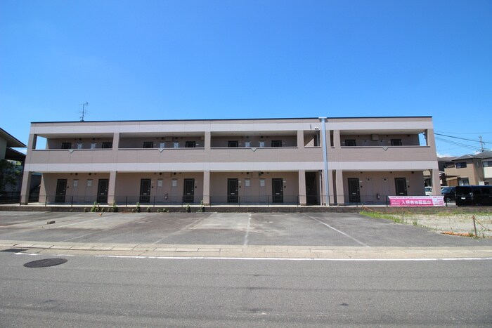 物件外観写真4　(外観写真)