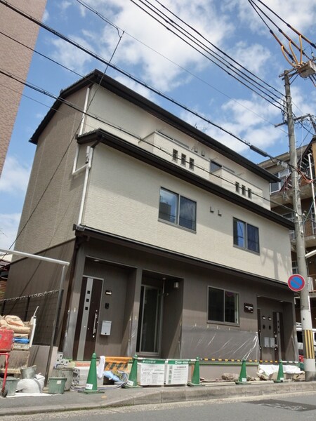 フォレストメゾン花屋町外観写真