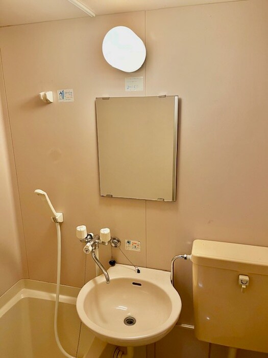 物件内観写真10　(洗面)