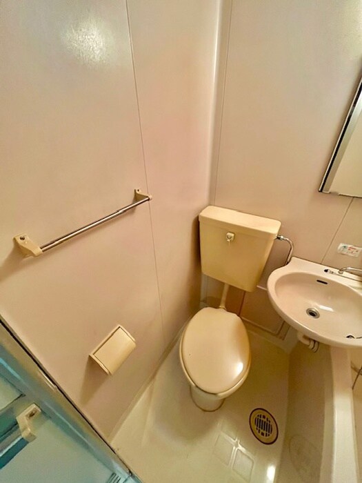 物件内観写真11　(トイレ)