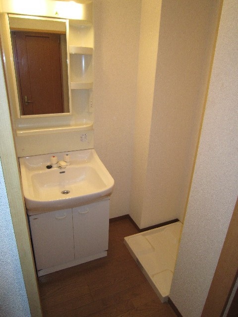 物件内観写真9　(洗面)