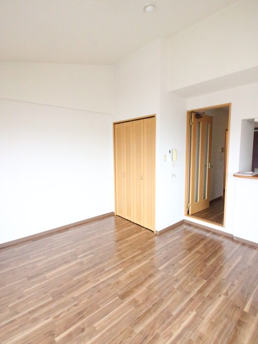 物件内観写真15　(居室)