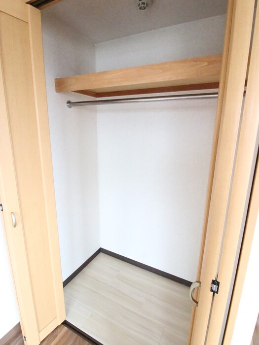 物件内観写真17　(収納)