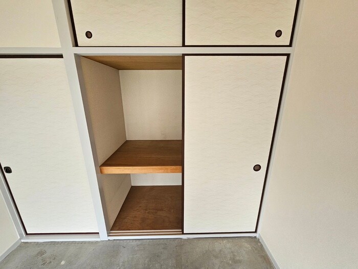 物件内観写真15　(収納)