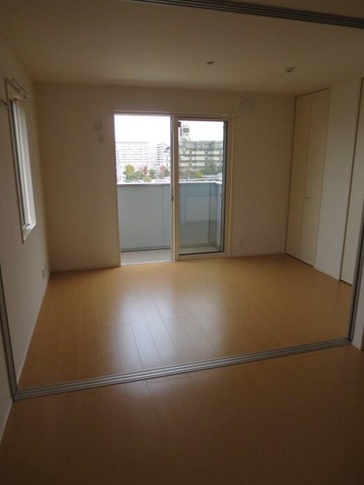 物件内観写真14　(居室)