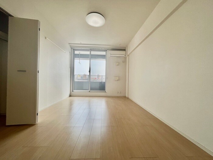 物件内観写真15　(居室)