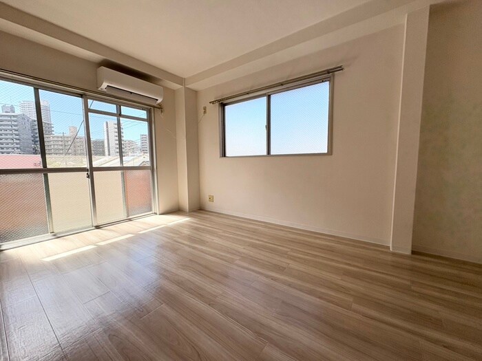 物件内観写真7　(居室)