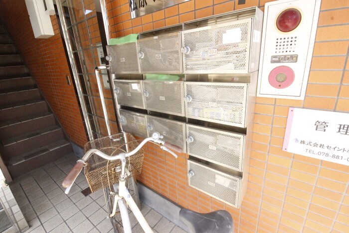 物件外観写真4　(建物設備)