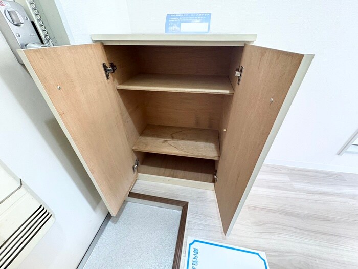 物件内観写真18　(靴箱)