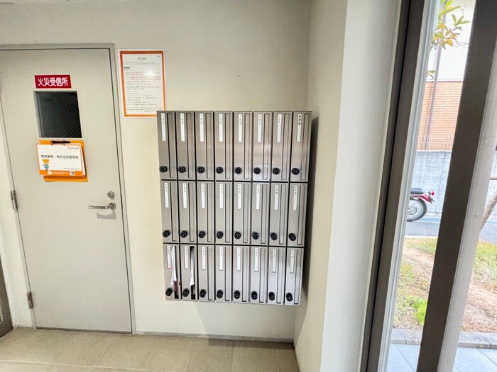 物件外観写真6　(建物設備)