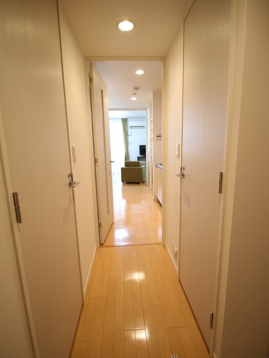 物件内観写真20　(廊下)