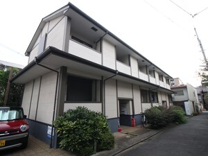 メゾン上七軒外観写真