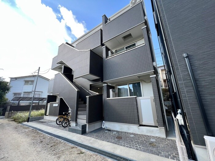 物件外観写真2　(外観写真)