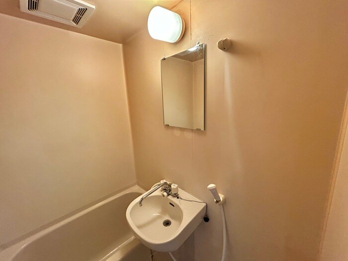 物件内観写真16　(洗面)