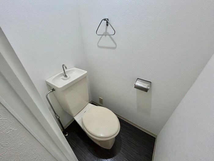 物件内観写真17　(トイレ)