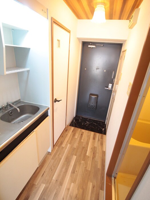 物件内観写真19　(廊下)