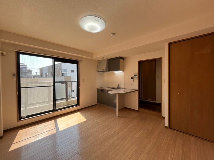 物件内観写真7　(居室)