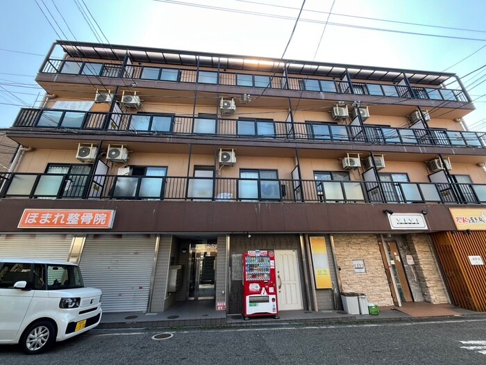 物件外観写真6　(外観写真)