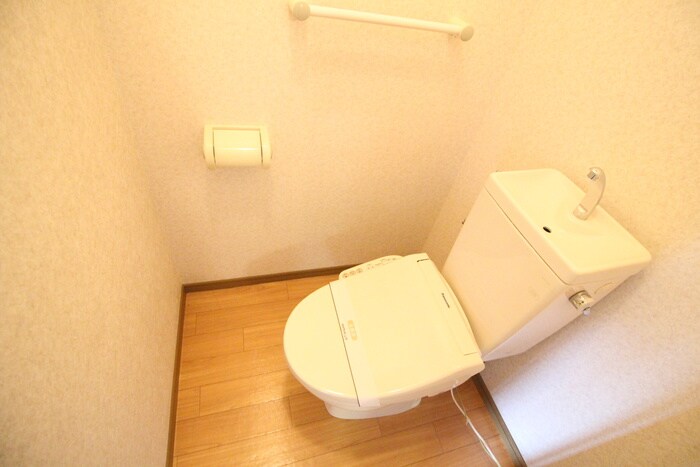 物件内観写真10　(トイレ)