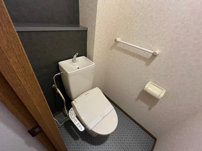 物件内観写真13　(トイレ)