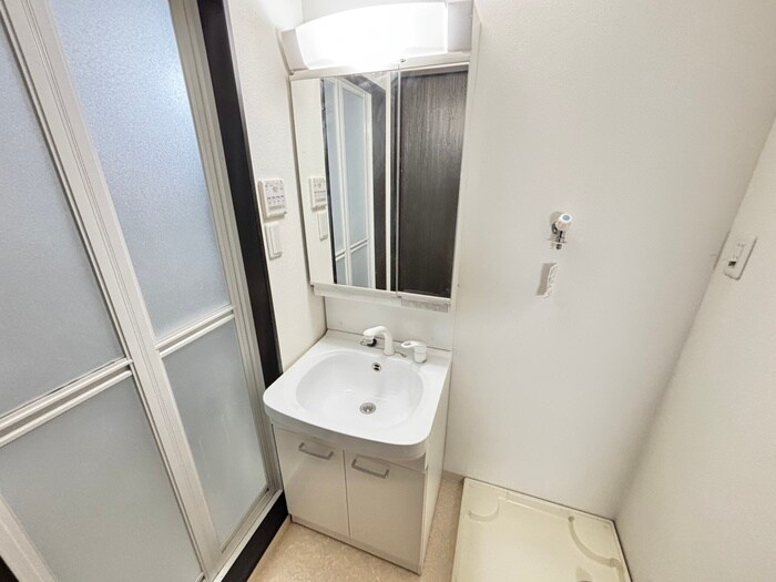 物件内観写真11　(洗面)