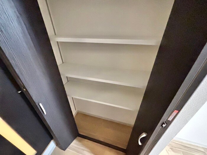 物件内観写真17　(収納)