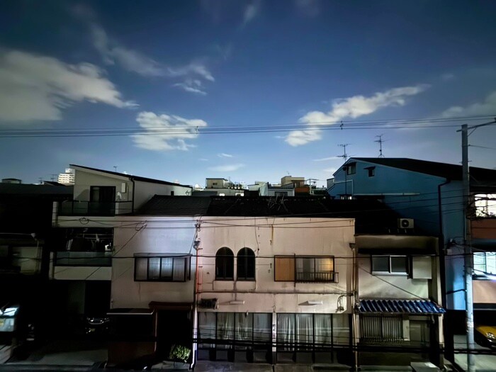 物件内観写真22　(室内からの展望)