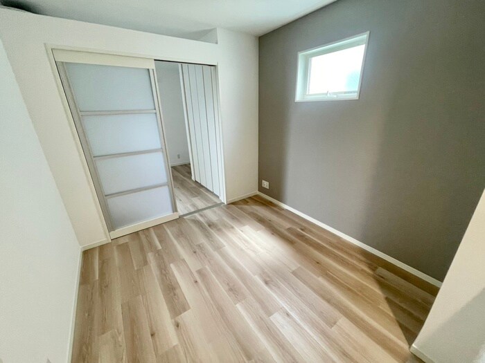 物件内観写真9　(居室)