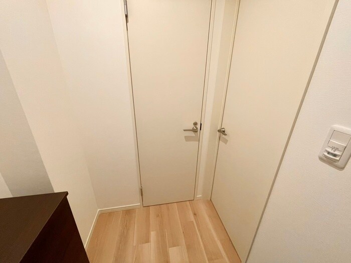 物件内観写真18　(廊下)