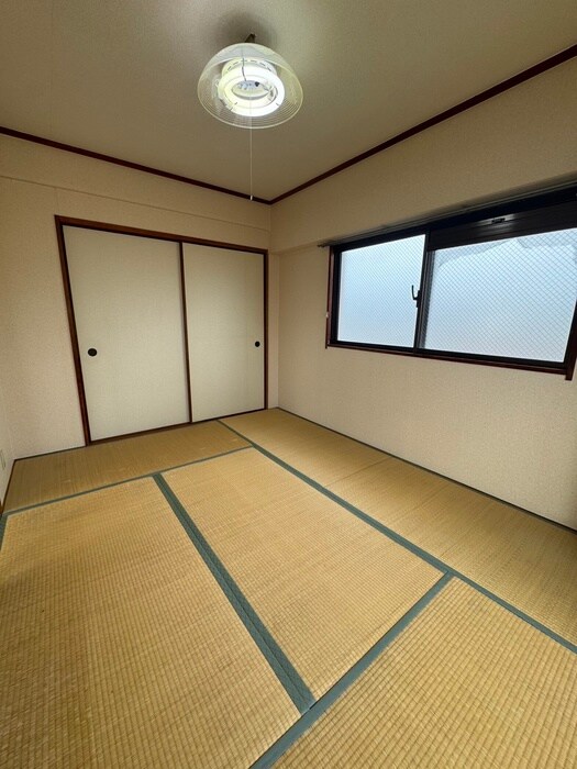 物件内観写真10　(居室)