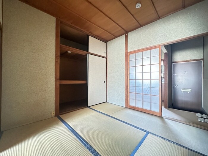 物件内観写真12　(収納)