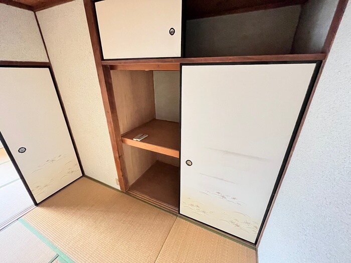 物件内観写真13　(収納)