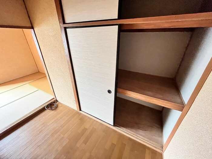 物件内観写真15　(収納)