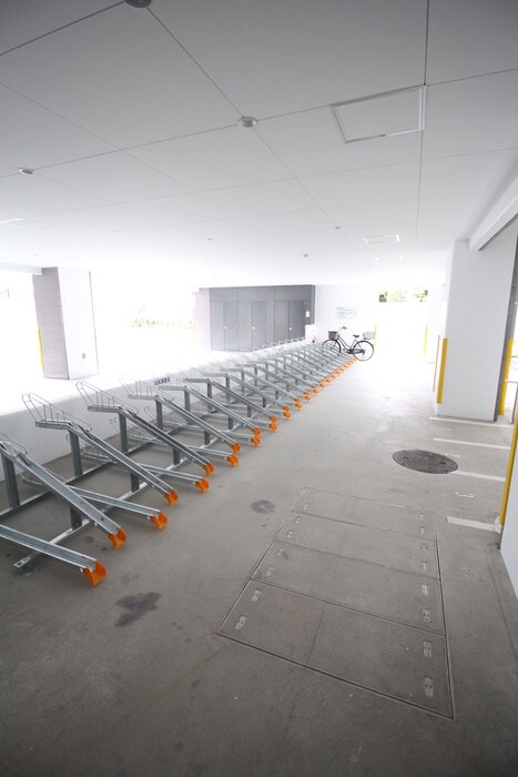 物件外観写真6　(駐輪場)