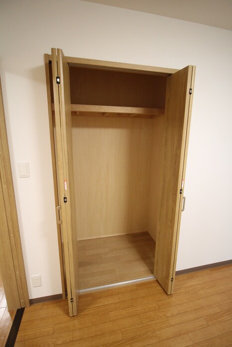 物件内観写真13　(収納)