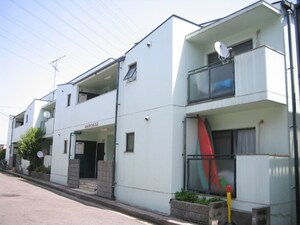 ヒルサイドハウス外観写真