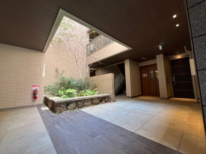 物件外観写真3　(建物設備)