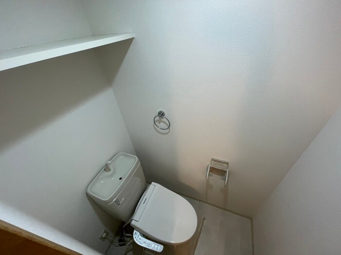 物件内観写真11　(トイレ)