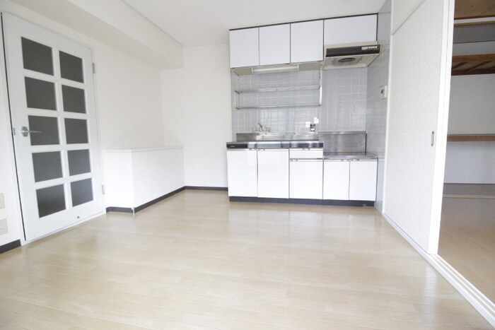 物件内観写真7　(居室)