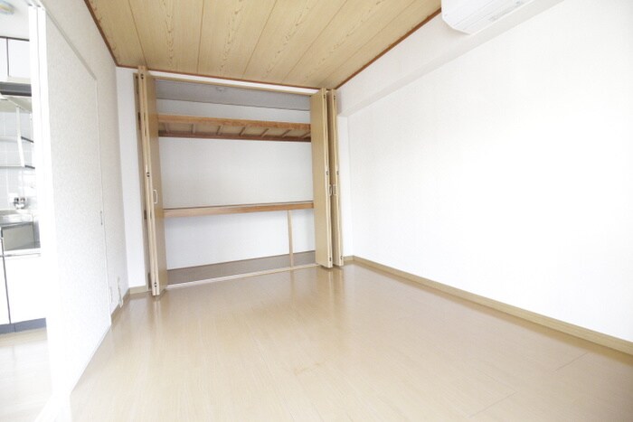 物件内観写真12　(居室)