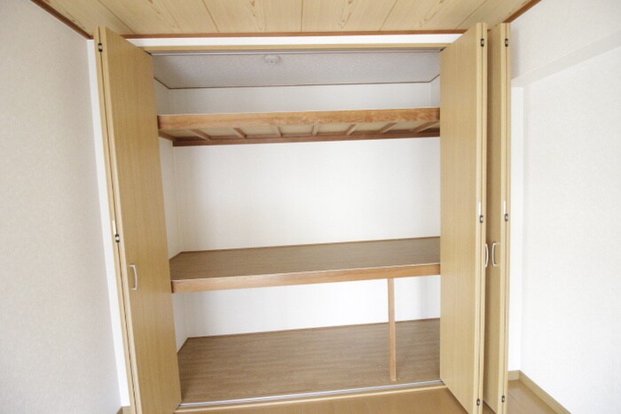 物件内観写真13　(収納)