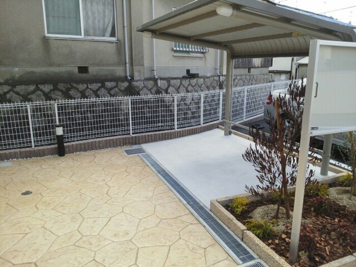 物件外観写真5　(駐輪場)