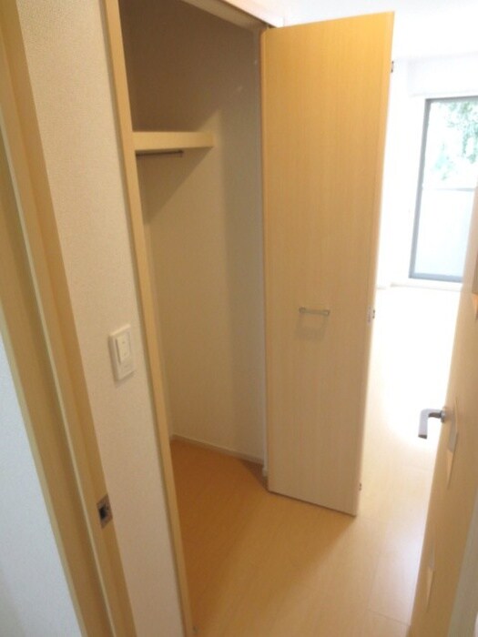 物件内観写真11　(収納)