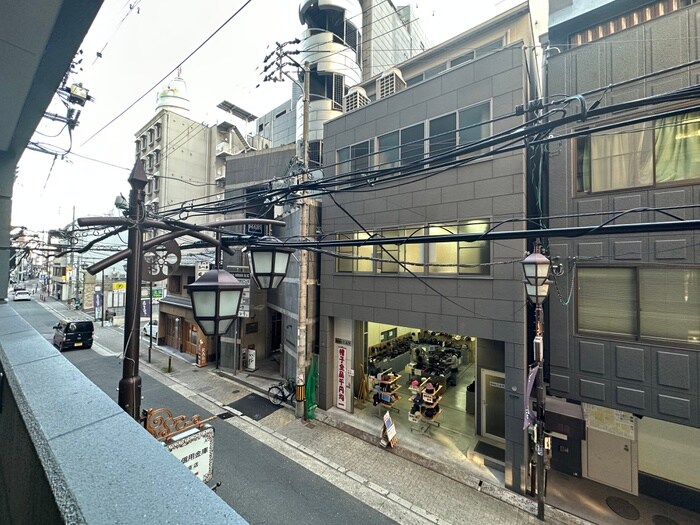 物件内観写真22　(室内からの展望)