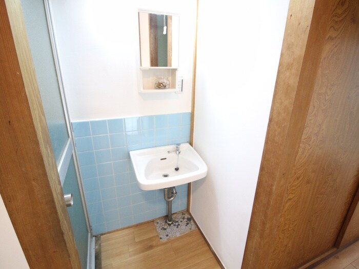 物件内観写真15　(洗面)