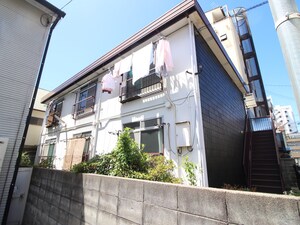 十三ハイツ外観写真