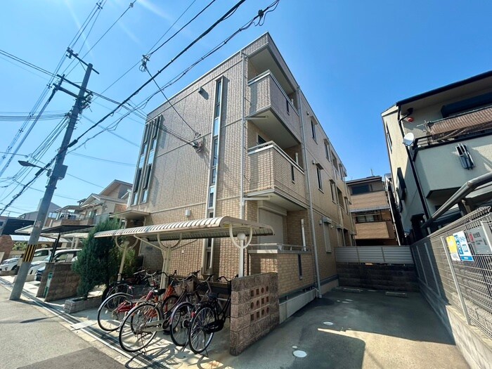 物件外観写真1　(外観写真)