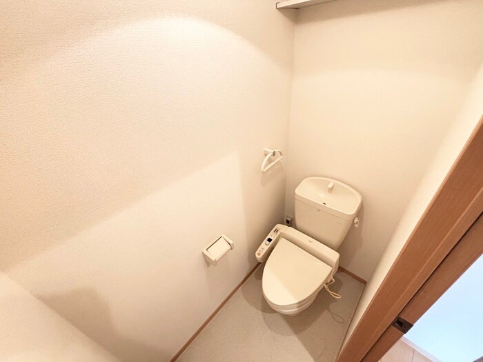 物件内観写真13　(トイレ)