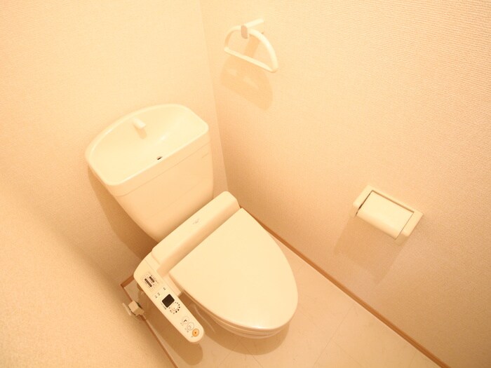 物件内観写真14　(トイレ)