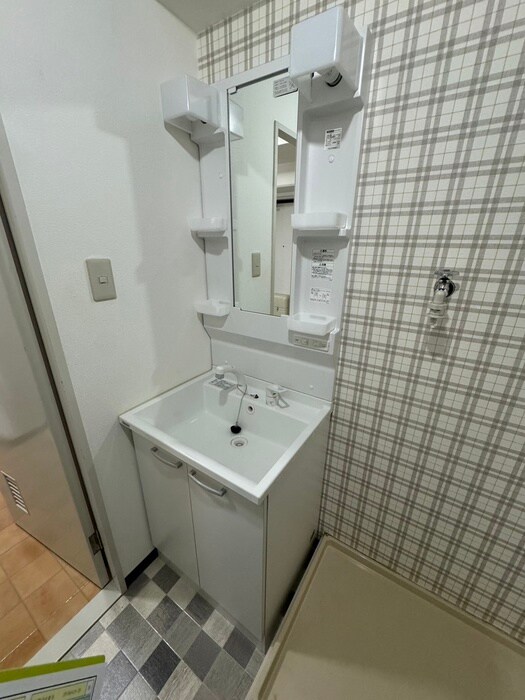 物件内観写真13　(洗面)